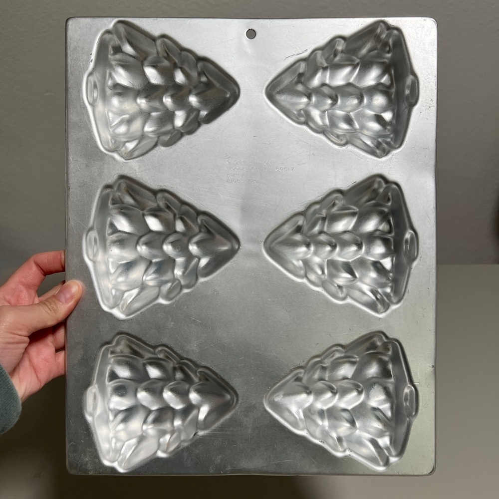 Vintage WILTON Christmas Tree Aluminum Jello Cake Mold